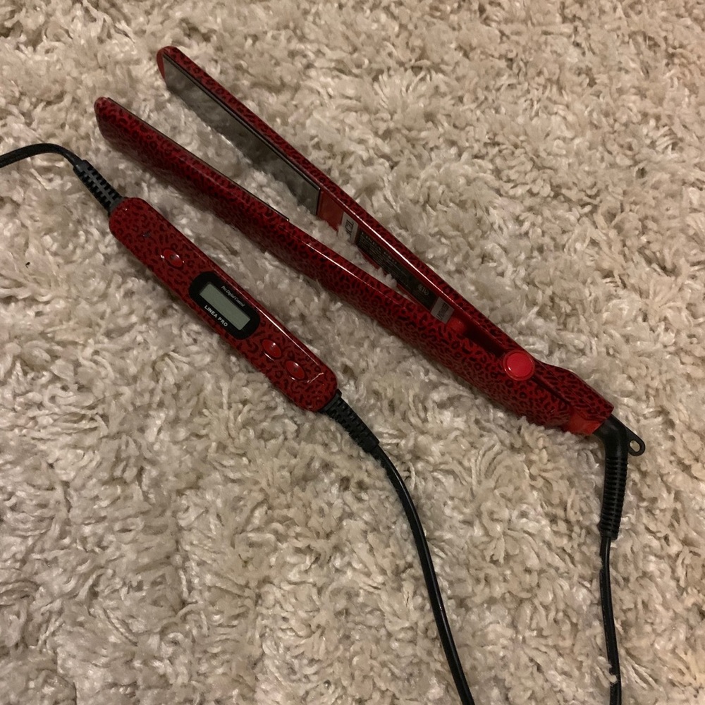 LINEA PRO Flat iron